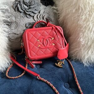 CHANEL Small Filigree Vanity Case Crossbody Bag